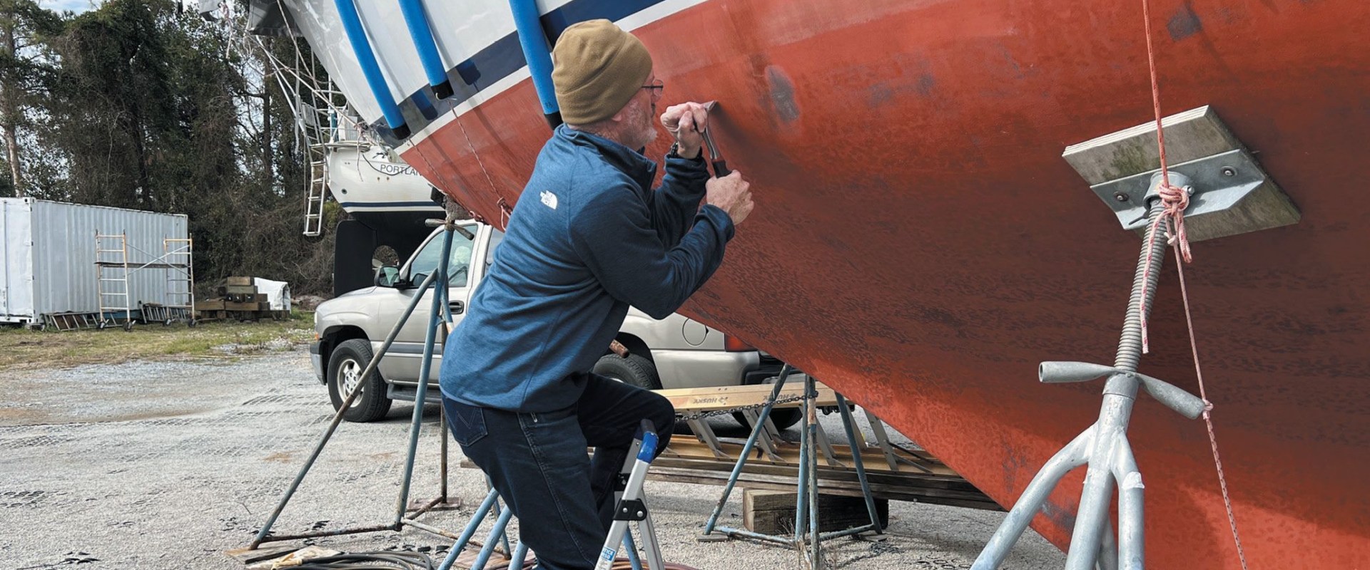 What Safety Steps Are Taken During Boat Removal?